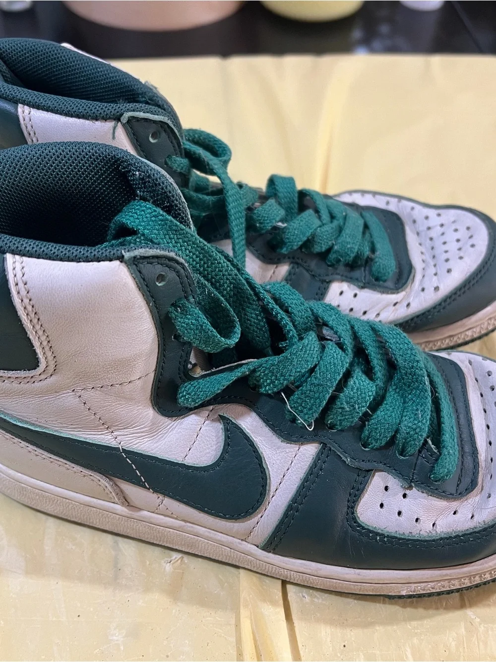 Nike Kids High-Top Sneakers in Green and White